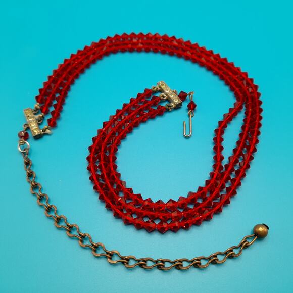 Vintage Red Crystal Beaded Necklace, Rhinestone End Bars, 1950s Vintage Jewelry - Picture 11 of 12